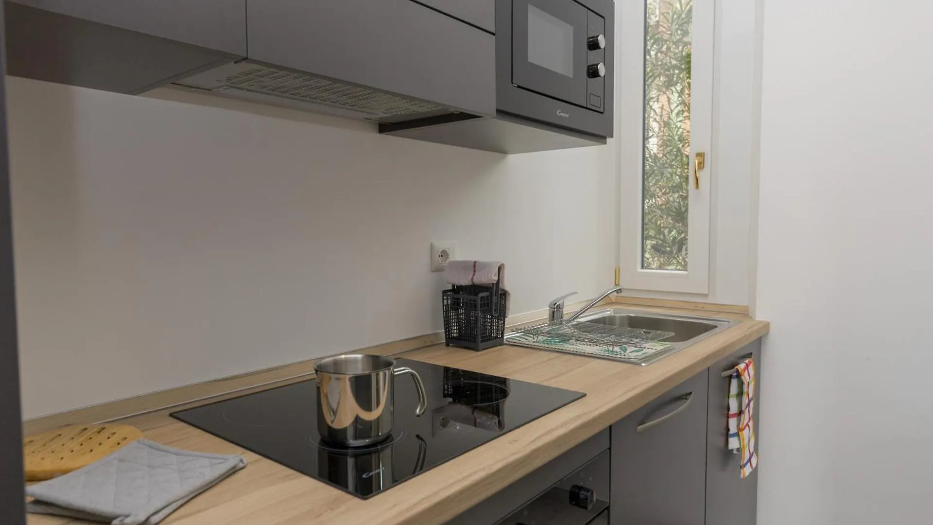 Family House Baggio - Appartamento A Milano 0*, Milaan
